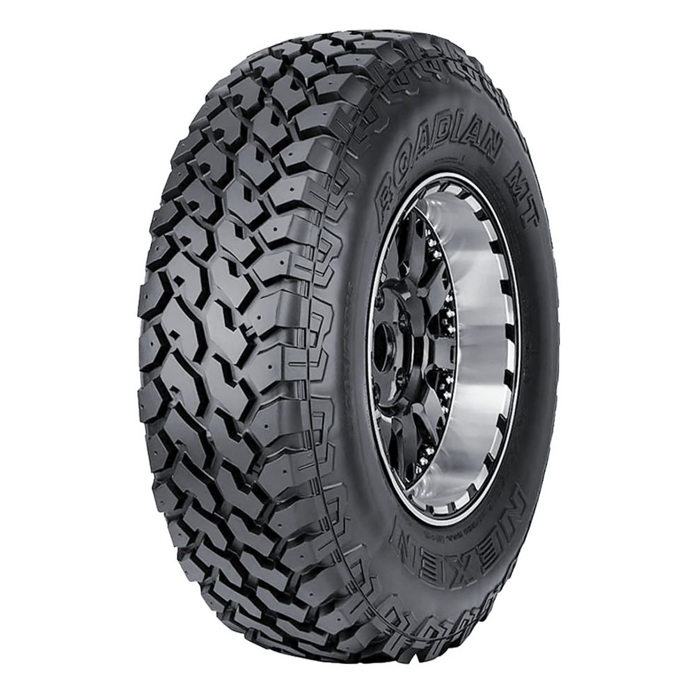 Шина 235/75R15 Nexen Roadian MT 104/101Q